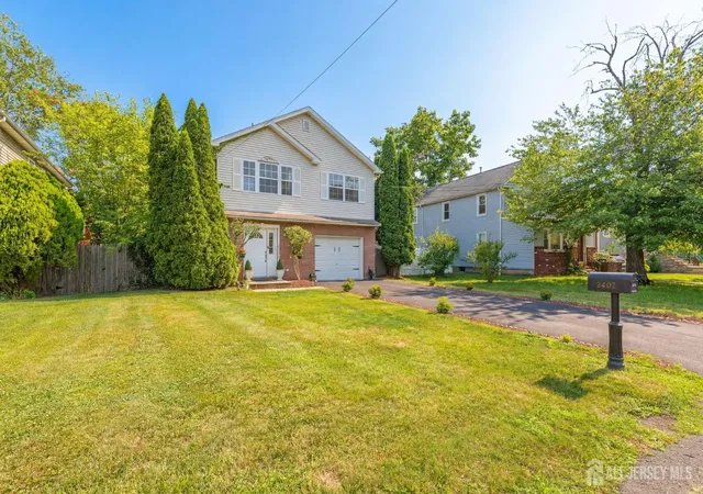 Homes for sale in Scotch Plains, NJ | 2402 Hamlette Pl, Scotch Plains, NJ 07076 | MLS# 2700167R