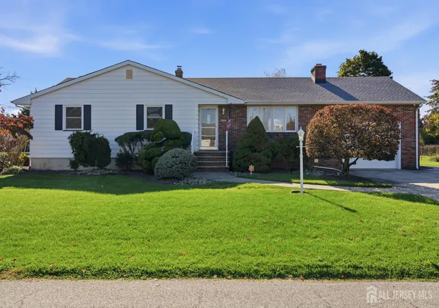 Photo 1 of Single family home for sale at 1344 Sioux Rd, North Brunswick, NJ 08902 | MLS# 2706918R | Listing updated on 2026-10-28