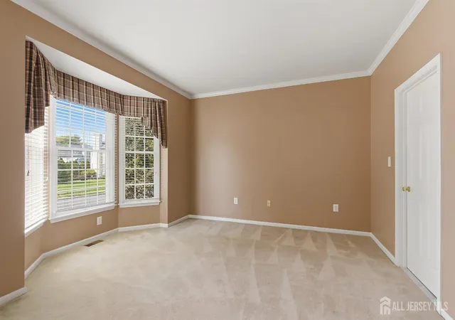Photo 4 of Single family home for sale at 31 Narrows Way, Monroe Township, NJ 08831 | MLS# 2700448R | Listing updated on 2026-08-27
