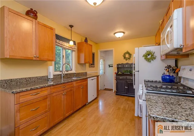 Photo 2 of Single family home for sale at 214 Vesper Ave, Middlesex, NJ 08846 | MLS# 2661585M | Listing updated on 2026-04-18