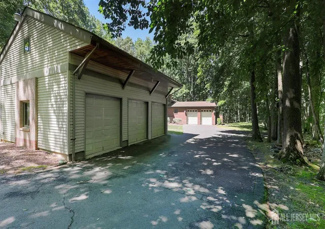 39th image of 1700 Perrineville Rd, Monroe Township, NJ 08831 | MLS# 2618119R