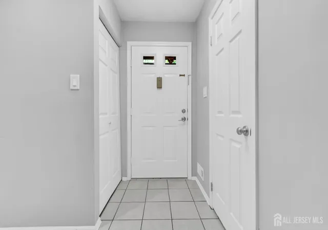 Homes for sale in North Brunswick, NJ | 269 Constitution Cir, North Brunswick, NJ 08902 | MLS# 2700697R