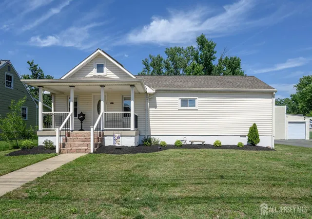 1st image of 27 S Lenola Rd S, Moorestown, NJ 08057 | MLS# 2617176R