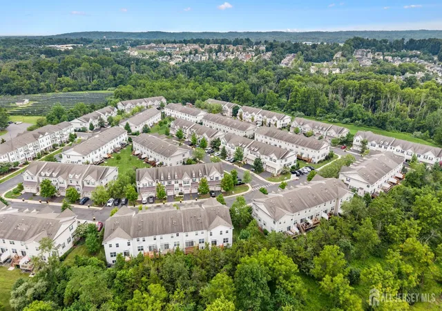 5th image of 33 Cortland Pl, Montgomery, NJ 08858 | MLS# 2701756R