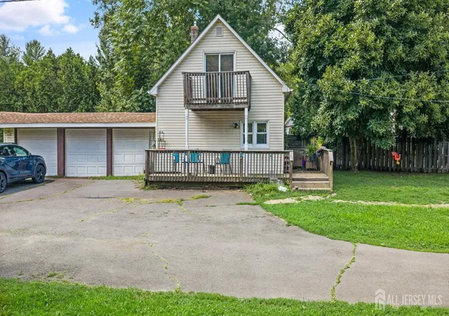 Photo 4 of Single family home for sale at 192-194 Deans Ln, South Brunswick, NJ 08852 | MLS# 2702985R | Listing updated on 2026-09-16