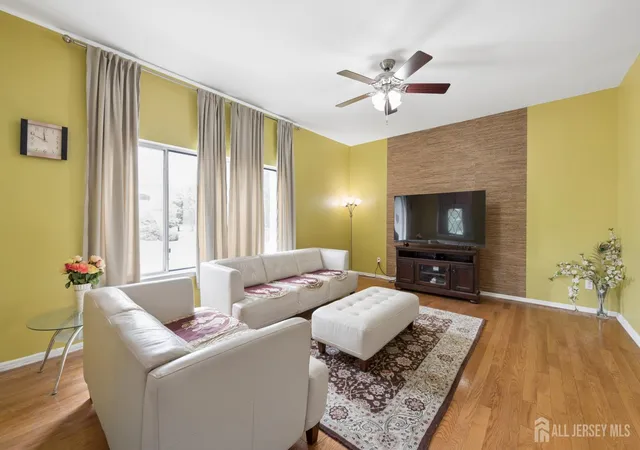 3rd image of 14 Linda Ct, Monmouth Junction, NJ 08852 | MLS# 2700784R