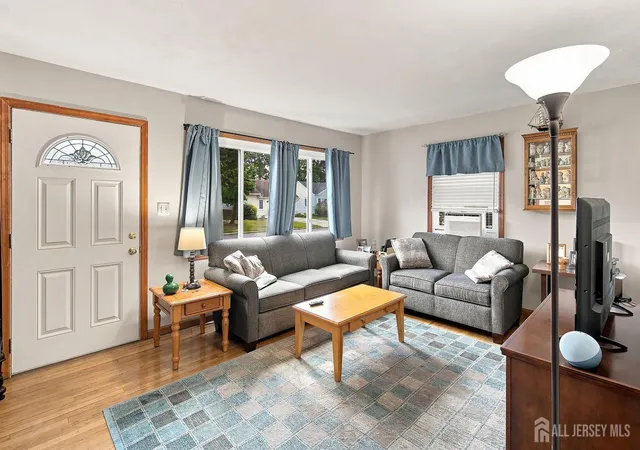 Photo 3 of Single family home for sale at 6 Burnham Rd, East Brunswick, NJ 08816 | MLS# 2703643R | Listing updated on 2026-09-22