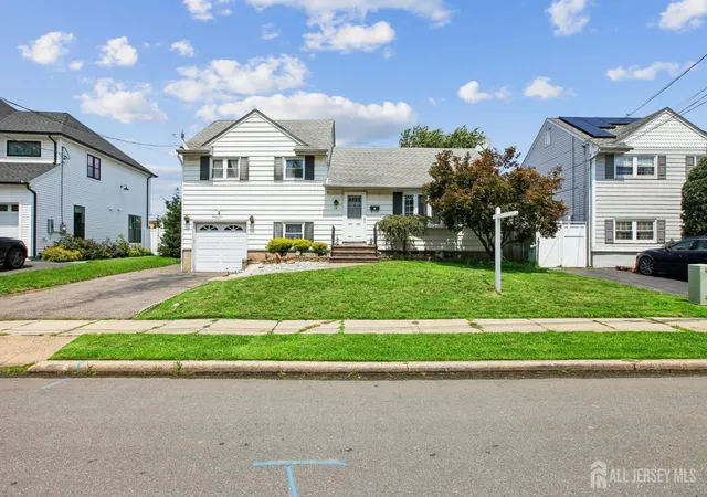 Photo 1 of Single family home for sale at 35 Heathcote Ave, Edison, NJ 08817 | MLS# 2701436R | Listing updated on 2026-09-24