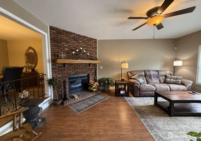 3rd image of 41 Dogwood Ct, Jamesburg, NJ 08831 | MLS# 2617584R