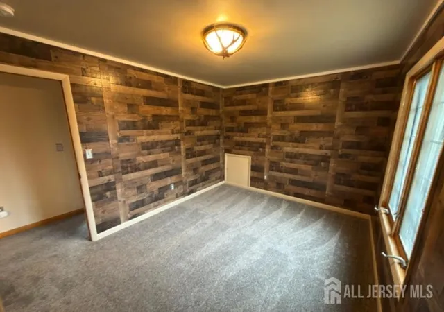 Photo 4 of Single family home for sale at 24 Beardslee Rd, Franklin Twsp, NJ 08844 | MLS# 2703487R | Listing updated on 2026-09-01