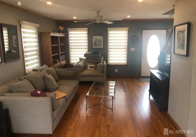 image of 29 Madison Ave, Avenel, NJ 07001 | MLS# 2702547R