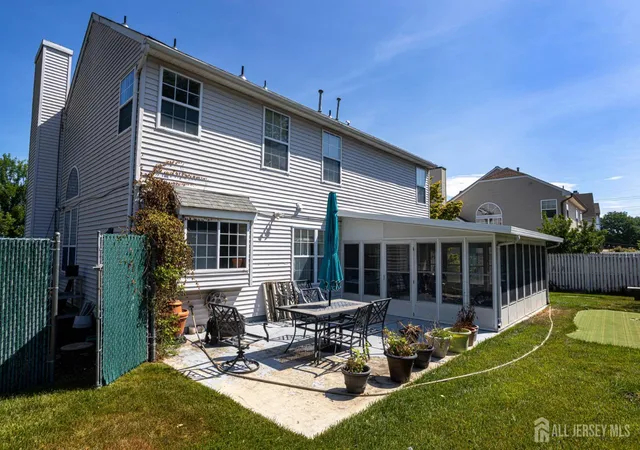 Homes for sale in Sayreville, NJ | 29 Major Dr, Sayreville, NJ 08872 | MLS# 2618190R