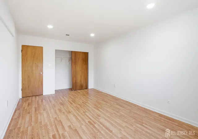 Homes for sale in Edison, NJ | 1719 Raspberry Ct #1719, Edison, NJ 08817 | MLS# 2700558R