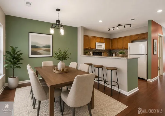 2nd image of 368 Rector St #419, Perth Amboy, NJ 08861 | MLS# 2611212R
