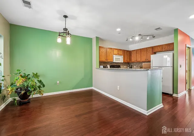 Homes for sale in Perth Amboy, NJ | 368 Rector St #419, Perth Amboy, NJ 08861 | MLS# 2611212R
