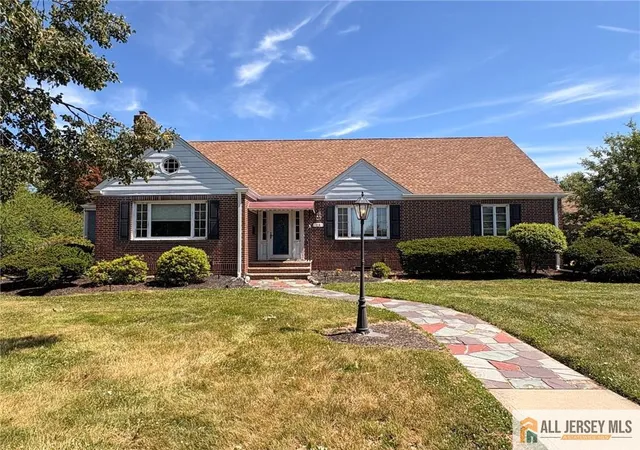 2nd image of 13 Fountain St, East Brunswick, NJ 08816 | MLS# 2662220M