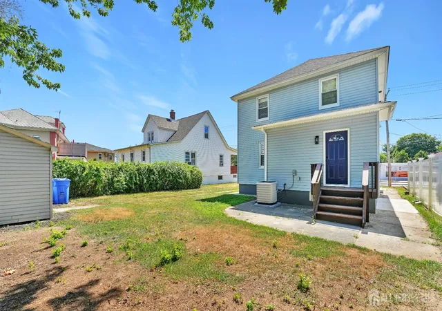 16th image of 532 Main St, South Amboy, NJ 08879 | MLS# 2702114R