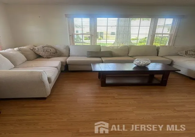 5th image of 487 Somerset Ln #B, Monroe Township, NJ 08831 | MLS# 2615975R