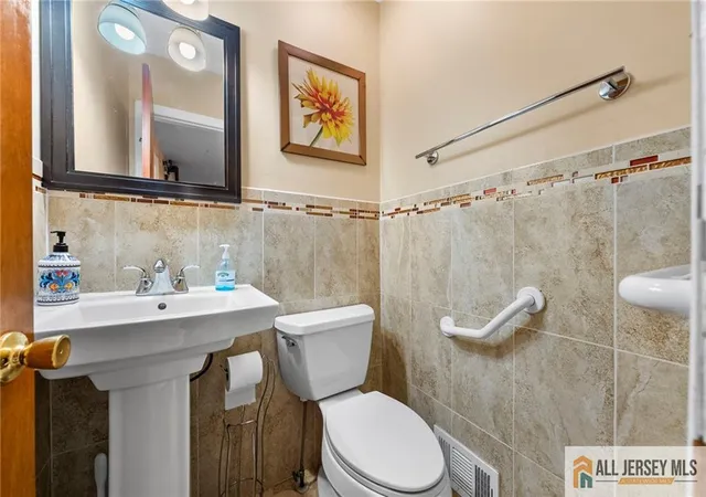 Photo 3 of Condo for sale at 1321 Tupelo Ct, North Brunswick, NJ 08902 | MLS# 2660480M | Listing updated on 2026-01-02