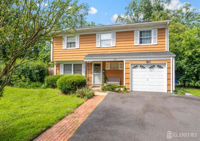 1st image of 21 Rieder Rd, Spotswood, NJ 08884 | MLS# 2701846R