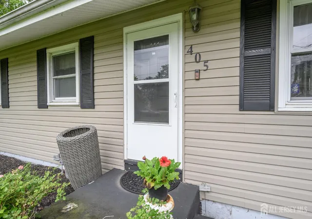 2nd image of 405 Magnolia Rd, Mount Laurel, NJ 08054 | MLS# 2700725R