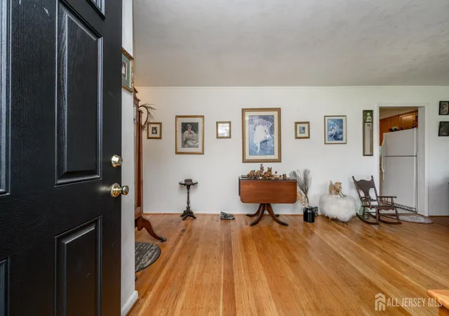 3rd image of 405 Magnolia Rd, Mount Laurel, NJ 08054 | MLS# 2700725R