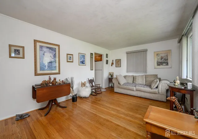 4th image of 405 Magnolia Rd, Mount Laurel, NJ 08054 | MLS# 2700725R