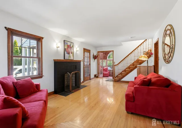 3rd image of 366 Vosseller Ave, Bound Brook, NJ 08805 | MLS# 2701816R