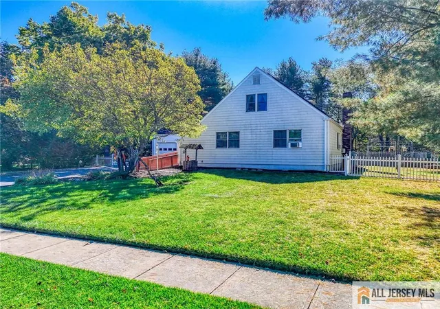 Photo 1 of Single family home for sale at 19 Jurgelsky Rd, Monroe Township, NJ 08831 | MLS# 2660708M | Listing updated on 2026-01-31