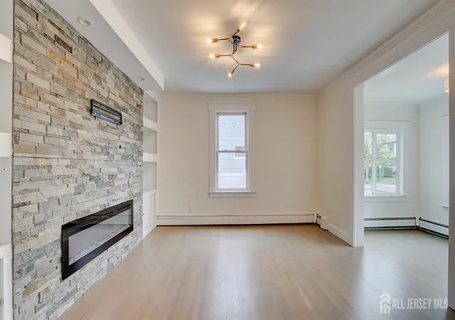 4th image of 536 Main St, South Amboy, NJ 08879 | MLS# 2703099R