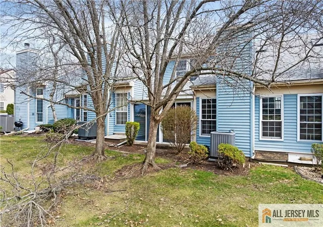4th image of 28 Daniel Webster Ave #C, Monroe Township, NJ 08831 | MLS# 2661512M