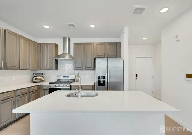 Photo 3 of Condo for sale at 644 Lorhan Dr, Piscataway, NJ 08854 | MLS# 2702362R | Listing updated on 2026-09-24