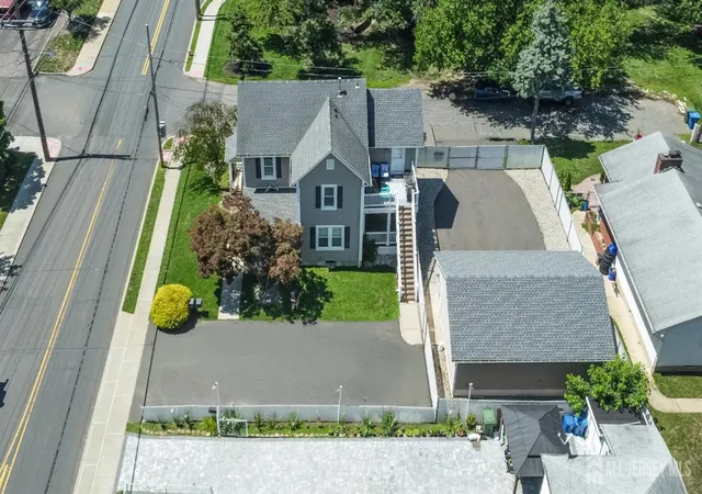 1st image of 637 Main St, Sayreville, NJ 08872 | MLS# 2701841R