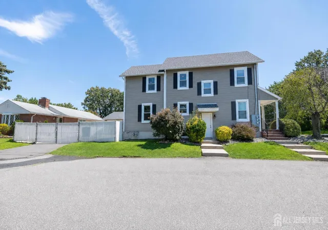 2nd image of 637 Main St, Sayreville, NJ 08872 | MLS# 2701841R