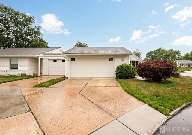 2nd image of 286 B Tabor Rd, Monroe Township, NJ 08831 | MLS# 2618387R