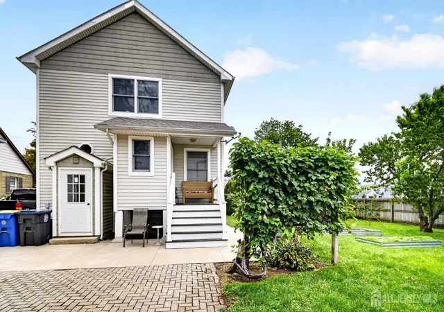 5th image of 317 Ware Ct, Bound Brook, NJ 08805 | MLS# 2701635R