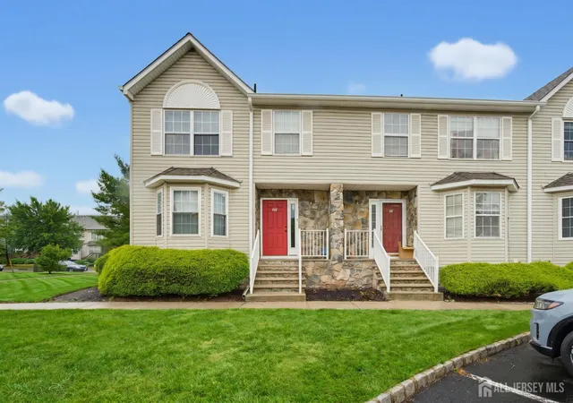 Homes for sale in Franklin, NJ | 57 Victoria Dr, Franklin, NJ 08873 | MLS# 2618403R