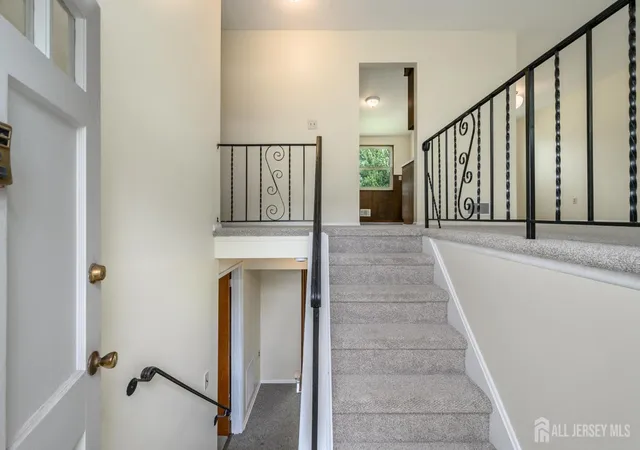 Homes for sale in North Brunswick, NJ | 597 Holly Ln, North Brunswick, NJ 08902 | MLS# 2617993R