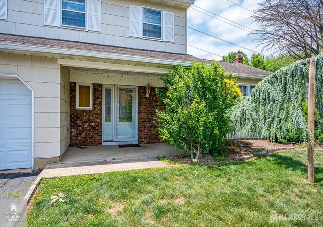 4th image of 15 Roxy Ave, Edison, NJ 08820 | MLS# 2616492R