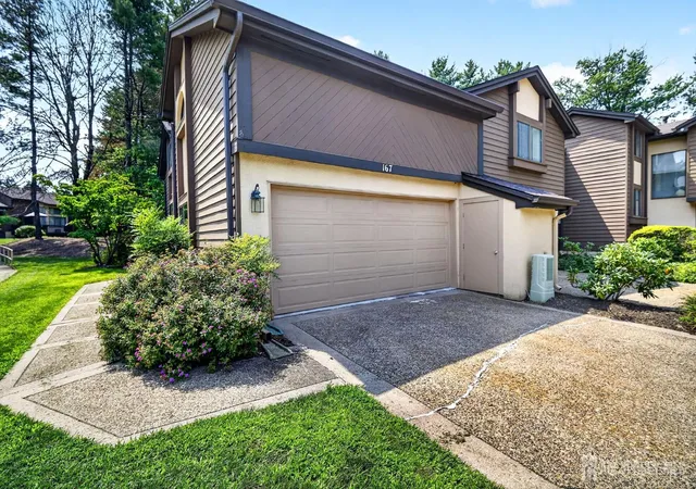 2nd image of 167 Sayre Dr, Princeton, NJ 08540 | MLS# 2702778R