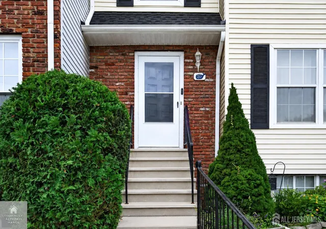 2nd image of 20 Karwatt Ct, Sayreville, NJ 08872 | MLS# 2702895R