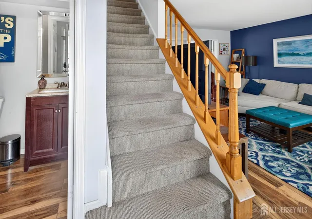 5th image of 20 Karwatt Ct, Sayreville, NJ 08872 | MLS# 2702895R