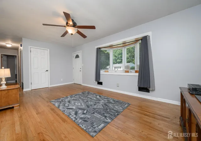 Photo 4 of Single family home for sale at 25 Brookside Rd, Edison, NJ 08817 | MLS# 2703408R | Listing updated on 2026-09-25