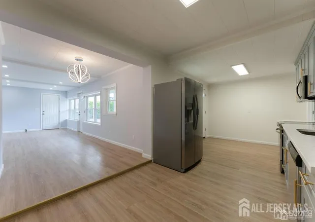 5th image of 3 Pillar Dr, South Amboy, NJ 08879 | MLS# 2702314R