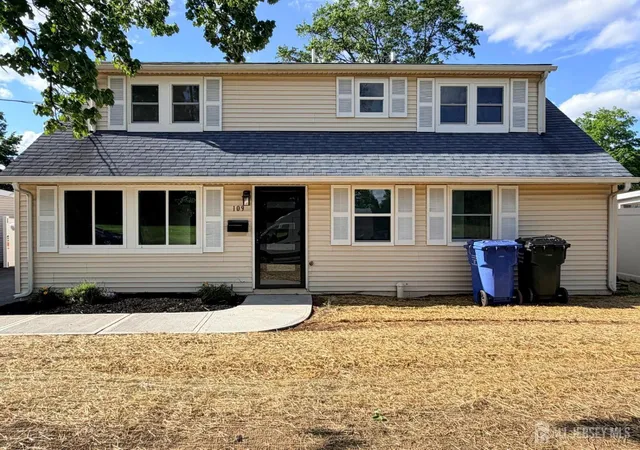 Homes for sale in Iselin, NJ | 109 W Arthur Pl, Iselin, NJ 08830 | MLS# 2617521R