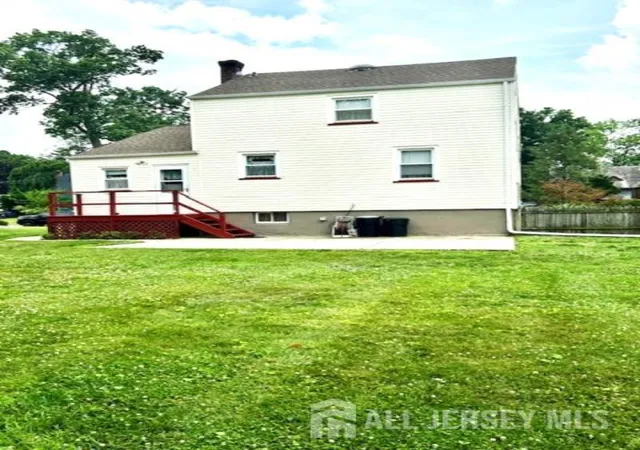 Homes for sale in Dunellen, NJ | 220 Penfield Pl, Dunellen, NJ 08812 | MLS# 2618389R