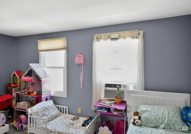 Homes for sale in Dunellen, NJ | 675 Bound Brook Road, Dunellen, NJ 08812 | Houzeo