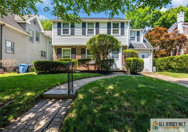 Homes for sale in Metuchen, NJ | 25 Home St, Metuchen, NJ 08840 | MLS# 2662171M
