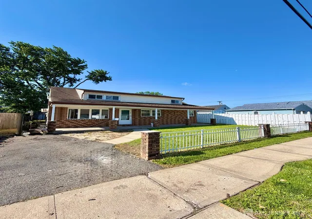 2nd image of 17 Birch St, Carteret, NJ 07008 | MLS# 2616808R