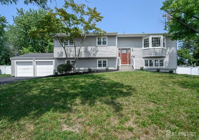 1st image of 6 Parsons Rd, East Brunswick, NJ 08816 | MLS# 2702660R